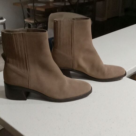 Dolce Vita Linny H2O waterproof suede  ankle boot in tan/truffle size 10 NWT - Picture 4 of 8